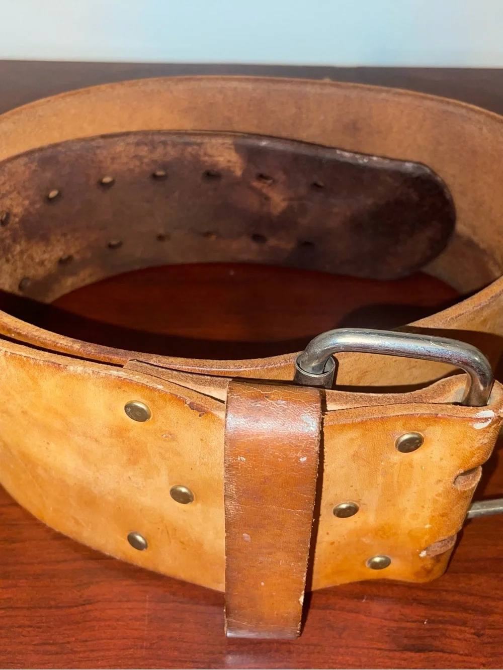 Large Tan Leather Tool Belt Pouch with Heavy-Duty Rivets - Picture 7 of 9